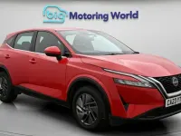 Used Nissan Qashqai Acenta Premium 140 HP (102 kW) 2023 Red SUV