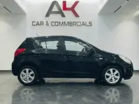 Begagnad Kia Rio 95 HK (69 kW) 2009 Svart Halvkombi