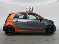 Used Smart ForFour Edition #1 71 HP (52 kW) 2015 Grey Hatchback