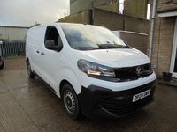 Used Vauxhall Vivaro 120 HP (88 kW) 2024 White MPV