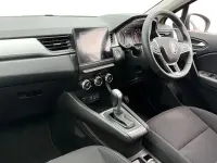 Begagnad Renault Captur Iconic 131 HK (96 kW) 2020 Orange SUV