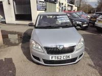 Used Skoda Fabia 60 HP (44 kW) 2012 Silver Hatchback