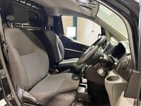 Usado Nissan NV200 Tekna 2017 Negro Monovolumen