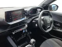 Used Peugeot 2008 Allure+ 101 HP (74 kW) 2023 Orange fusion SUV