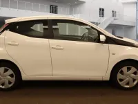 Used Toyota Aygo X-play 69 HP (50 kW) 2015 White Hatchback