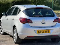 Used Vauxhall Astra SRi 115 HP (84 kW) 2012 Silver Hatchback