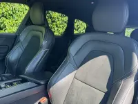 Used Volvo XC60 R-Design 190 HP (139 kW) 2019 Silver SUV