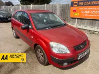 Used Kia Rio 97 HP (71 kW) 2008 Red Hatchback