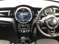 Used Mini Cooper Hatch 134 HP (98 kW) 2019 Blue Hatchback