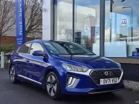 Gebraucht Hyundai Ioniq Premium SE 141 PS (103 kW) 2021 Blau Kleinwagen