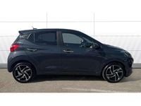 Gebraucht Hyundai i10 Premium 67 PS (49 kW) 2023 Grau Kleinwagen