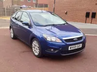 Used Ford Focus Zetec 2009 Blue Hatchback