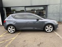 Begagnad Seat Leon FR 150 HK (110 kW) 2020 Grå Halvkombi