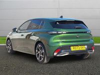 Used Peugeot 308 Allure Premium 130 HP (95 kW) 2023 Green Hatchback