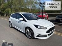 Usado Ford Focus ST 250 HP (183 kW) 2018 Branco Citadino
