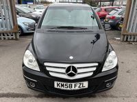 Usado Mercedes B200 SE 2008 Preto Monovolume