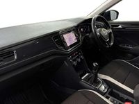 Begagnad VW T-Roc SEL 150 HK (110 kW) 2018 Blå SUV