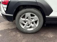 Used Hyundai Kona Advanced 117 HP (86 kW) 2023 White SUV