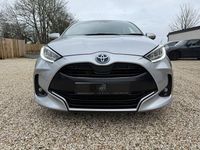 Used Toyota Yaris Hybrid 116 HP (85 kW) 2021 Silver Hatchback