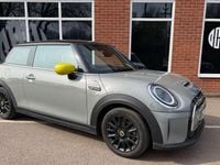 Begagnad Mini Cooper S Hatch 135 kW (184 HK) 2022 Halvkombi