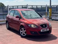 Used Seat Altea 90 HP (66 kW) 2010 Red MPV