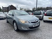 Używany Vauxhall Astra Elite 115 KM (84 kW) 2011 Srebrny Hatchback