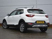 Used Kia Stonic 99 HP (72 kW) 2022 White SUV