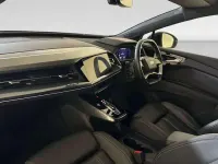 Used Audi Q4 Sportback e-tron Black Edition 210 kW (286 HP) 2024 White SUV