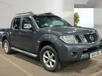 Usado Nissan Navara Tekna 2011 Cinzento Pickup