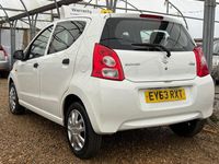 Used Suzuki Alto 68 HP (50 kW) 2013 White Hatchback