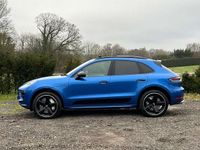 Used Porsche Macan Turbo 440 HP (323 kW) 2020 Blue SUV