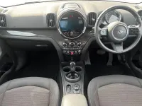 Usado Mini Cooper Countryman Classic 134 CV (98 kW) 2023 Blanco SUV