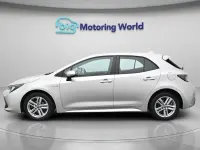 Used Toyota Corolla 122 HP (89 kW) 2019 Silver Hatchback
