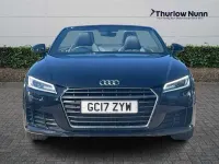 Usado Audi TT Roadster Sport 180 HP (132 kW) 2017 Preto Cabrios