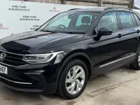 Begagnad VW Tiguan Life 150 HK (110 kW) 2022 Svart SUV
