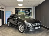 Usado Mercedes GLA200 Premium 2016 Preto SUV