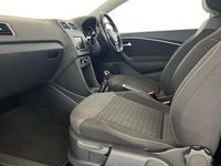 Usado VW Polo Match 90 HP (66 kW) 2016 Cinzento Citadino