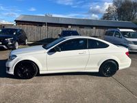 Used Mercedes C180 AMG 156 HP (114 kW) 2011 White Coupe