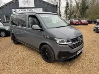 Begagnad VW Transporter Highline 2023 Grå Van