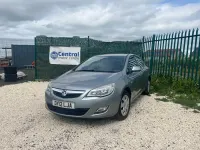 Używany Vauxhall Astra 2012 Srebrny Hatchback