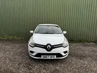 Used Renault Clio Dynamique 90 HP (66 kW) 2017 White Hatchback