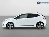 Used Renault Clio V RS Line 90 HP (66 kW) 2023 White Hatchback