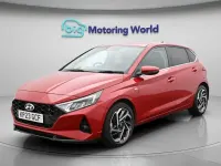 Używany Hyundai i20 Premium 100 KM (73 kW) 2023 Czerwony Hatchback