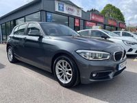 Begagnad BMW 116 Impressive 2017 Grå Halvkombi
