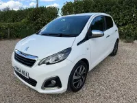 Used Peugeot 108 82 HP (60 kW) 2014 White Hatchback