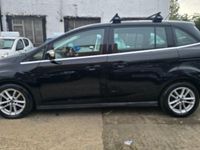 Used Ford Grand C-Max Zetec 120 HP (88 kW) 2016 Black MPV