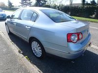 Begagnad VW Passat Highline 2008 Blå Sedan
