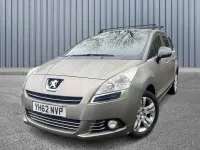 Używany Peugeot 5008 Active 2013 Szary Minivan