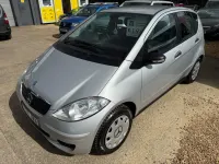 Begagnad Mercedes A150 Classic 95 HK (69 kW) 2008 Silver Halvkombi
