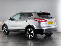 Used Nissan Qashqai N-Connecta 131 HP (96 kW) 2016 Silver SUV